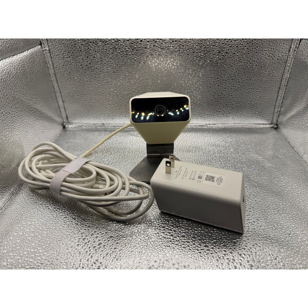 Xfinity xCam2 Security Camera with Power Adapter and Cable SCHC2AEW